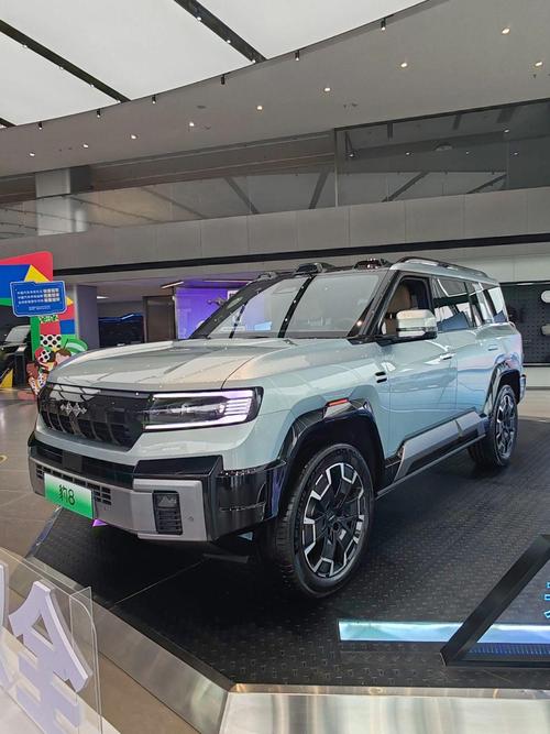 广州93比亚迪方程豹硬派越野的爆款，英菲尼迪35周年与你共成长